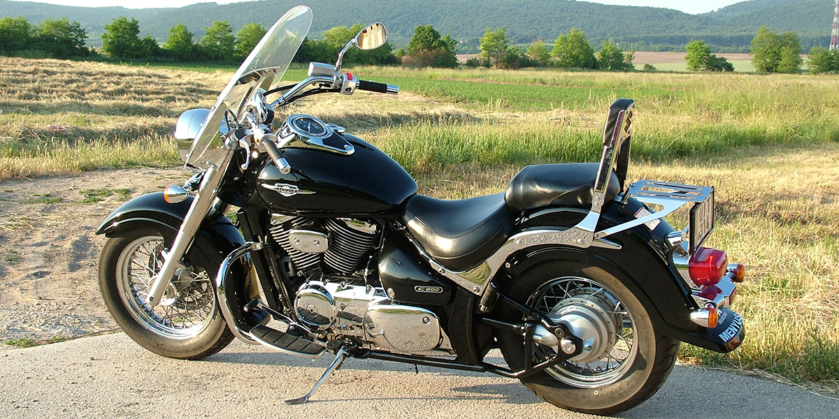 Suzuki Intruder 800